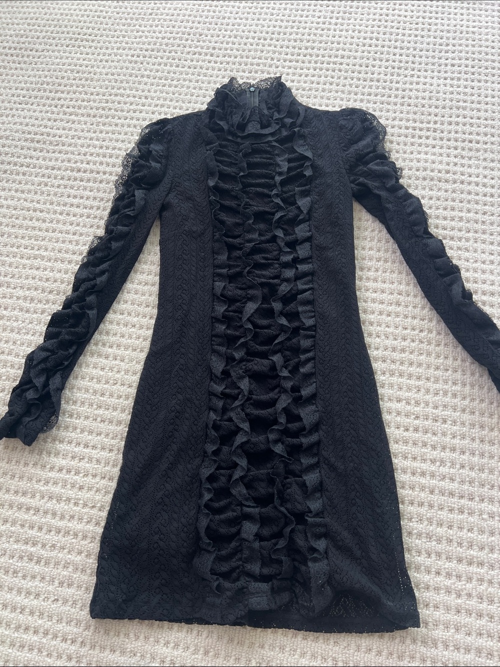 Philosophy di Lorenzo Serafini Black Ruffled Lace Mini Dress